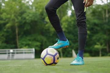 黄健翔决赛后发文，FIFA与马拉多纳两清（配图示意）